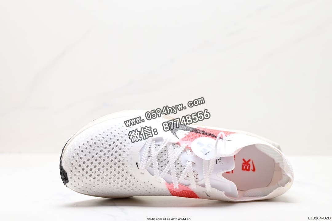 马拉松, 跑鞋, ZoomX Vaporfly, ZoomX, Zoom, Vaporweave, VaporFly, Swoosh - ZoomX Vaporfly Next% 马拉松跑鞋 鞋面材质：Vaporweave 科技 鞋带系统：非对称 鞋带系统、泡棉护垫 鞋头设计：超大 Swoosh 点缀 外观设计：流线型
货号: FD6556-100
尺码: 39-45
ID: EZD264-DZD