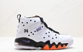 Nike Air Max 2 CB ’94 运动鞋
FARFETCH 虎牙鞋
男女鞋
码数36-45
货号: DD8557-100
ID: JHD170-DZD