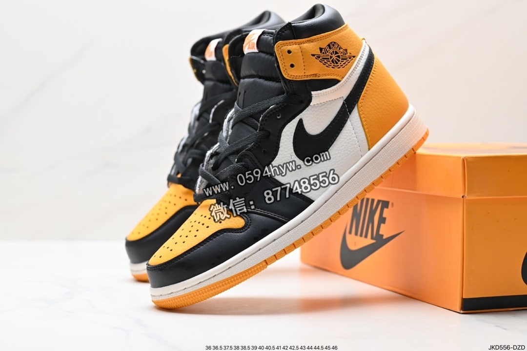 高帮篮球鞋, 高帮, 运动鞋, 耐克, 篮球鞋, 乔丹, Nike Air, Jordan, HIGH, Black, Air Jordan 1 Retro High OG, Air Jordan 1, Air Jordan, 2023 - Air Jordan 1 Retro High OG 高帮篮球鞋 货号：555088-063