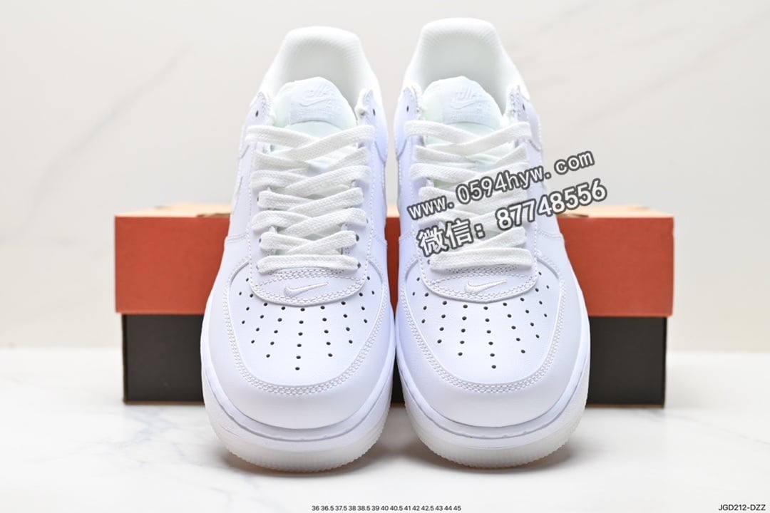 空军一号, 板鞋, Nike Air Force 1 Low, Nike Air Force 1, Nike Air, NIKE, Air Force 1 Low, Air Force 1 - Nike Air Force 1 Low 空军一号低帮休闲板鞋 货号：FN5924-100 尺码：36-45
(品牌：Nike, 系列：Air Force 1 Low, 鞋子类型：休闲板鞋, 鞋帮高度：低帮, 货号：FN5924-100, 尺码：36-45)