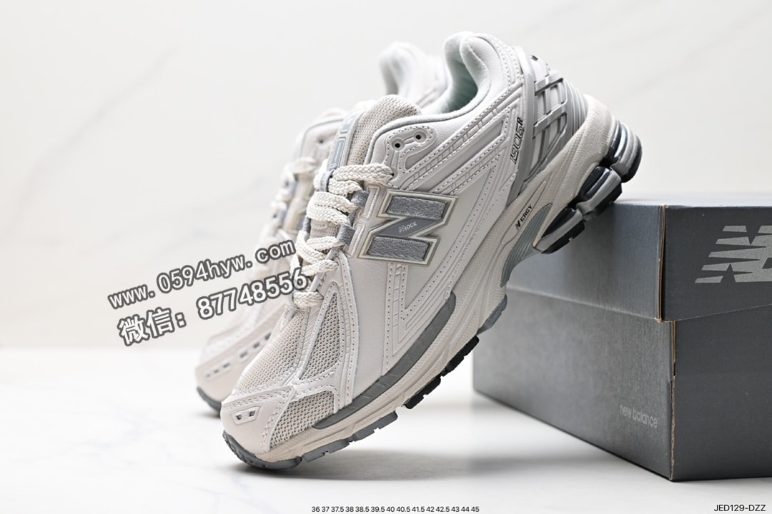 跑鞋, 老爹鞋, 复古跑鞋, New Balance M1906, New Balance, M1906RT - New Balance M1906 系列 复古单品老爹鞋 楦版型材料细节做工精细 官方货号：M1906RTI