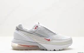 Nike Air Max Pulse 缓震跑步鞋 配色方案：Photon Dust、Reflective Silver 和 Summit White 货号：FD6409-400 尺码：36-45 ID：JDD556-DZZ