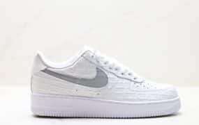 Air Force 1 ‘07 Low 打造空军版型 货号：CZ0377-100