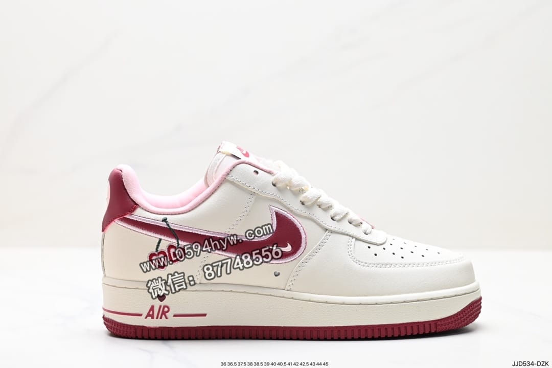 Nike Air Force 1 Low 空军一号低帮 百搭休闲运动板鞋
货号：CZ0337-001