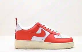 品牌：Nike
系列：Air Force 1 Low
鞋子类型：低帮百搭休闲运动板鞋
鞋帮高度：低帮
货号：DR0142-100