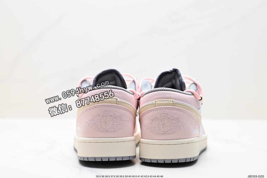 篮球鞋, 低帮篮球鞋, SB Dunk Low, Nike SB Dunk Low, Nike SB Dunk, Nike SB, NIKE, Dunk - Nike SB Dunk Low 鞋带抽绳鞋 品牌：Nike 系列：SB Dunk 鞋子类型：低帮篮球鞋 颜色：无 货号：553558-062 尺码：35.5-47.5 ID：JSD103-DZG