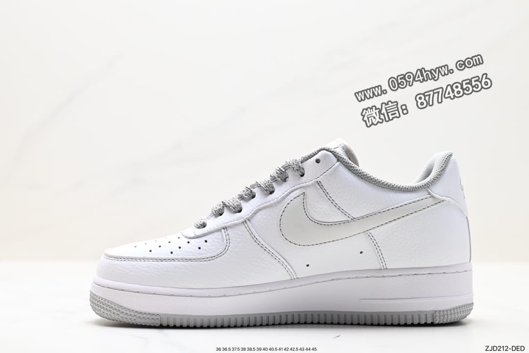 运动鞋, 空军一号, LV8, FORCE 1, Air Force 1, AI, 07 - Air Force 1 ‘07 LV8 空军一号 采用了整体外观的工具灰色 外观使用纹理显示 冷色调填满整个鞋子结构 除了白色logo 鞋跟和鞋底 灰黑也填充了鞋子的其余部分
货号 UO5369-603
Size：36 36.5 37.5 38 38.5 39 40 40.5 41 42 42.5 43 44 45
ID:ZJD212-DED