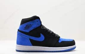 耐克Nike Air Jordan 1 Mid AJ1 中帮复古文化篮球鞋 货号：DZ5485-042