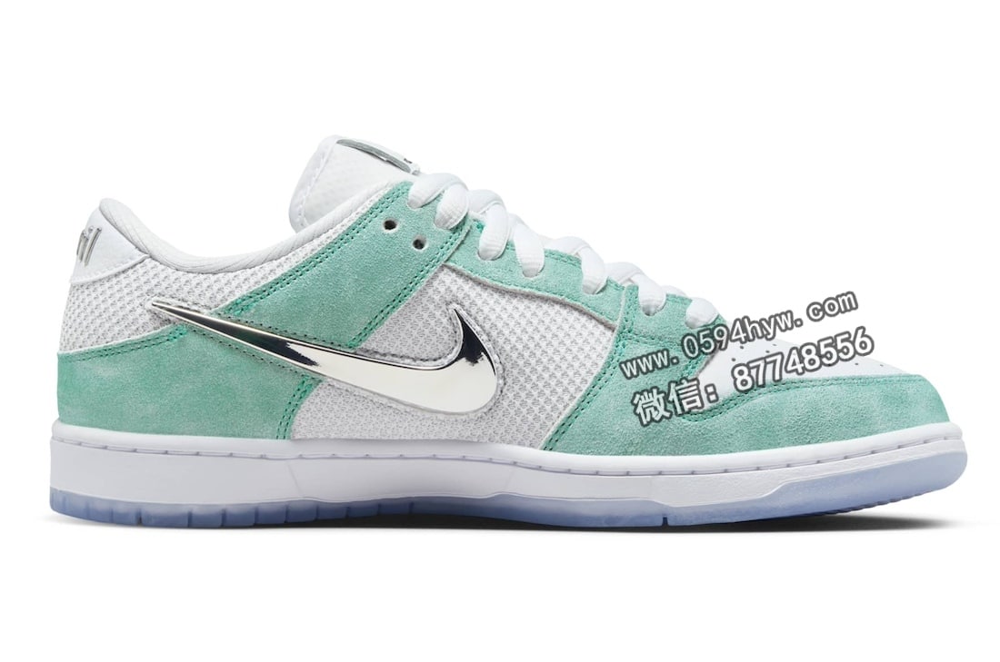 Nike SB Dunk Low, FD2562-400, April Skateboards - 鞋底设计独一无二！首次曝光"小蒂芙尼"Dunk SB 官方图像！