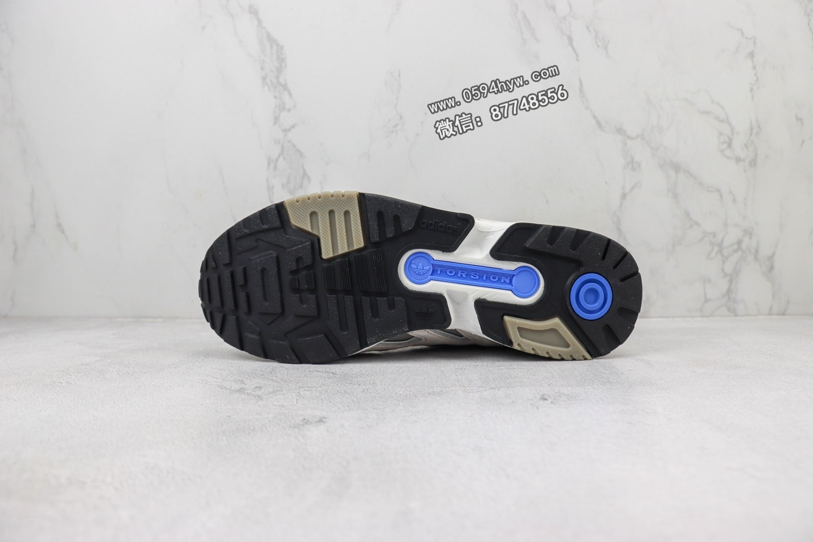 Adidasidas originals Torsion 复古运动鞋 灰蓝 货号：IE4213