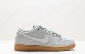 Nike SB DuNike Low 扣篮系列 鞋子类型：休闲运动滑板板鞋 鞋帮高度：低帮 鞋子颜色：未提及 货号：FQ1180-001