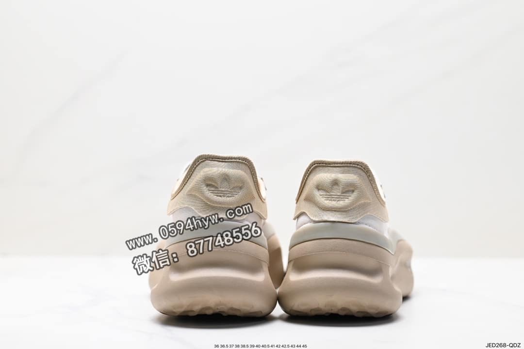 阿迪达斯, 阿迪, 运动鞋, Adidas - 阿迪达斯 Adidasidas AdidasiFOM TRXN 经典运动鞋 鞋面简约织物 大号泡沫鞋底 高侧帮设计 再生材料 创新时尚 货号：IG7454 尺码：36-45 ID:JED268-QDZ