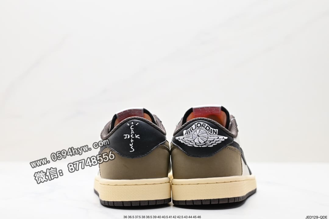 耐克SB, 耐克, 板鞋, 扣篮系列, Zoom, Nike SB, NIKE - 耐克 Nike SB DuNike Low 扣篮系列板鞋 货号：CQ4277-105