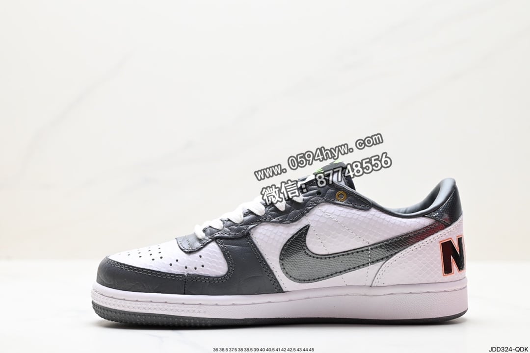 篮球鞋, 板鞋, 低帮板鞋, Swoosh, NIKE, FV0396-001 - 品牌：Nike
系列：Terminator
鞋子类型：低帮板鞋
鞋帮高度：低帮
颜色：摩卡色、白色、棕色、黑色
货号：FV0396-001