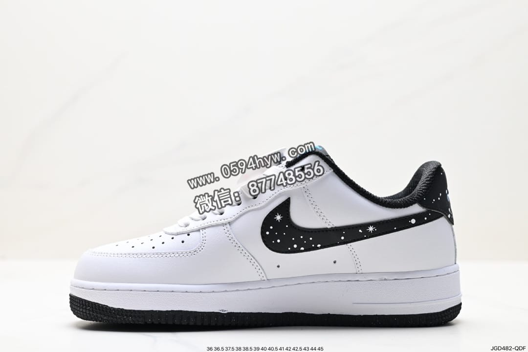 运动板鞋, 耐克, 板鞋, NIKE, FORCE 1, Air Force 1, AI - 品牌：耐克Nike
系列：Air Force 1
鞋子类型：低帮休闲运动板鞋
鞋帮高度：低帮
货号：CU9225-001