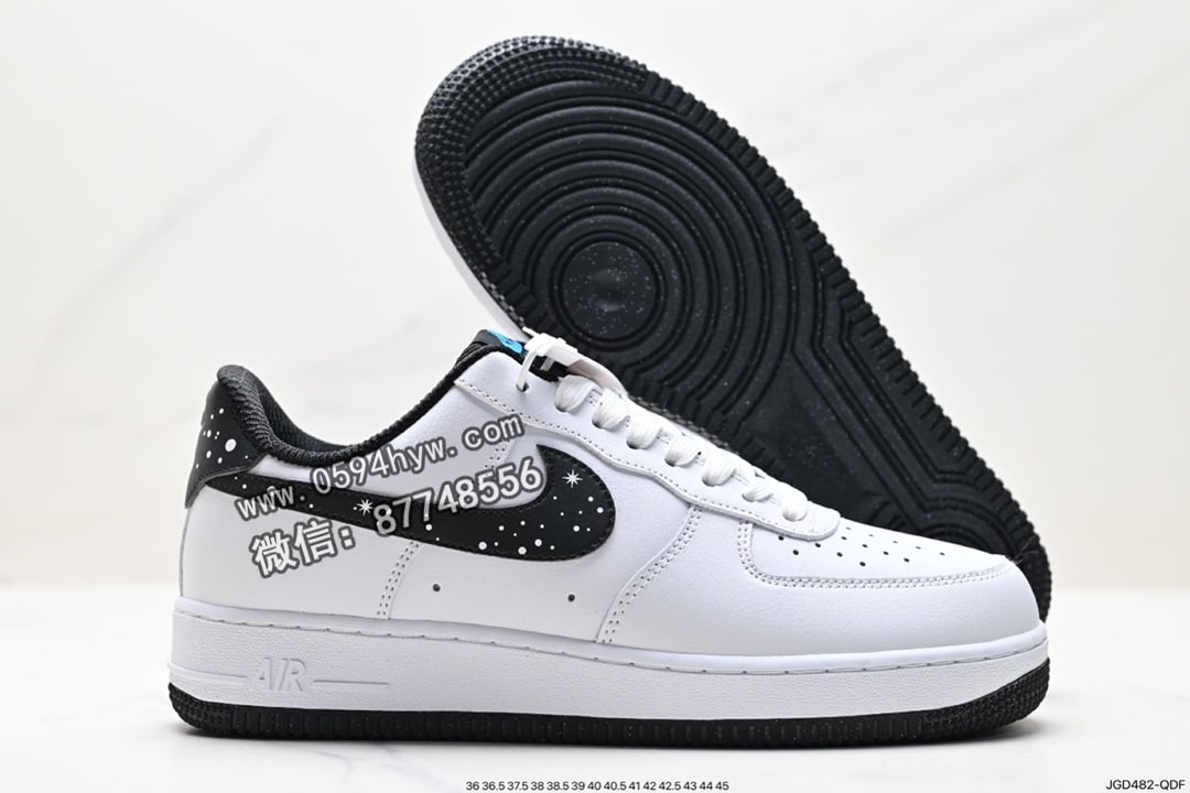 运动板鞋, 耐克, 板鞋, NIKE, FORCE 1, Air Force 1, AI - 品牌：耐克Nike
系列：Air Force 1
鞋子类型：低帮休闲运动板鞋
鞋帮高度：低帮
货号：CU9225-001