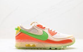 耐克Nike Air Max Terrascape 90″Summit White/PiNike” 鞋子类型:休闲运动气垫慢跑鞋 颜色:Summit White/PiNike 货号:DH4677-200