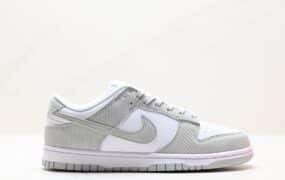 耐克 Nike SB DuNike Low 扣篮系列 鞋子类型 休闲运动滑板板鞋 鞋帮高度 低帮 货号 FN7658-100