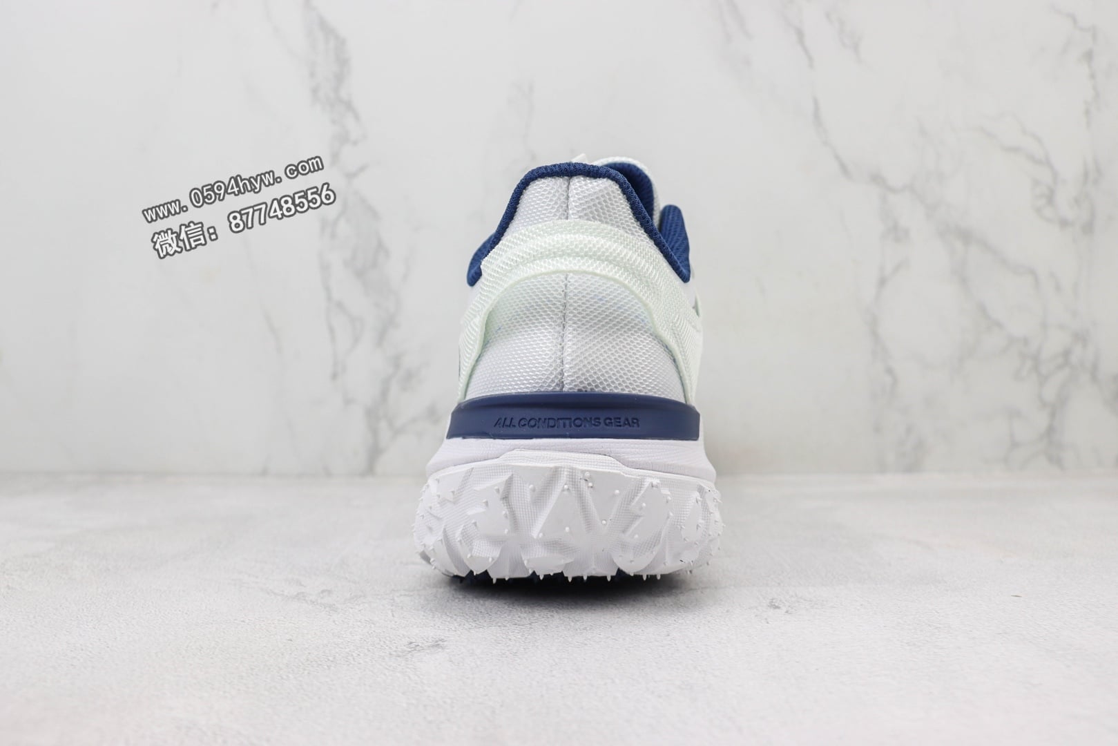 Nike ACG MOUNTAIN FLY 2 LOW 低帮休闲运动徒步鞋 白深蓝 货号：DV7904-006