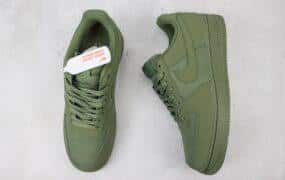 货号：FB8876-300 编码：AWI1F
品牌：Nike
系列：Air Force 1 Low
鞋子类型：低帮运动休闲板鞋
颜色：军绿色