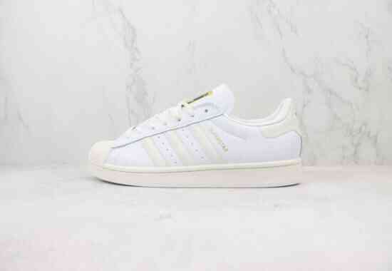 Adidas Originals Superstar 休闲板鞋 货号：IG7575