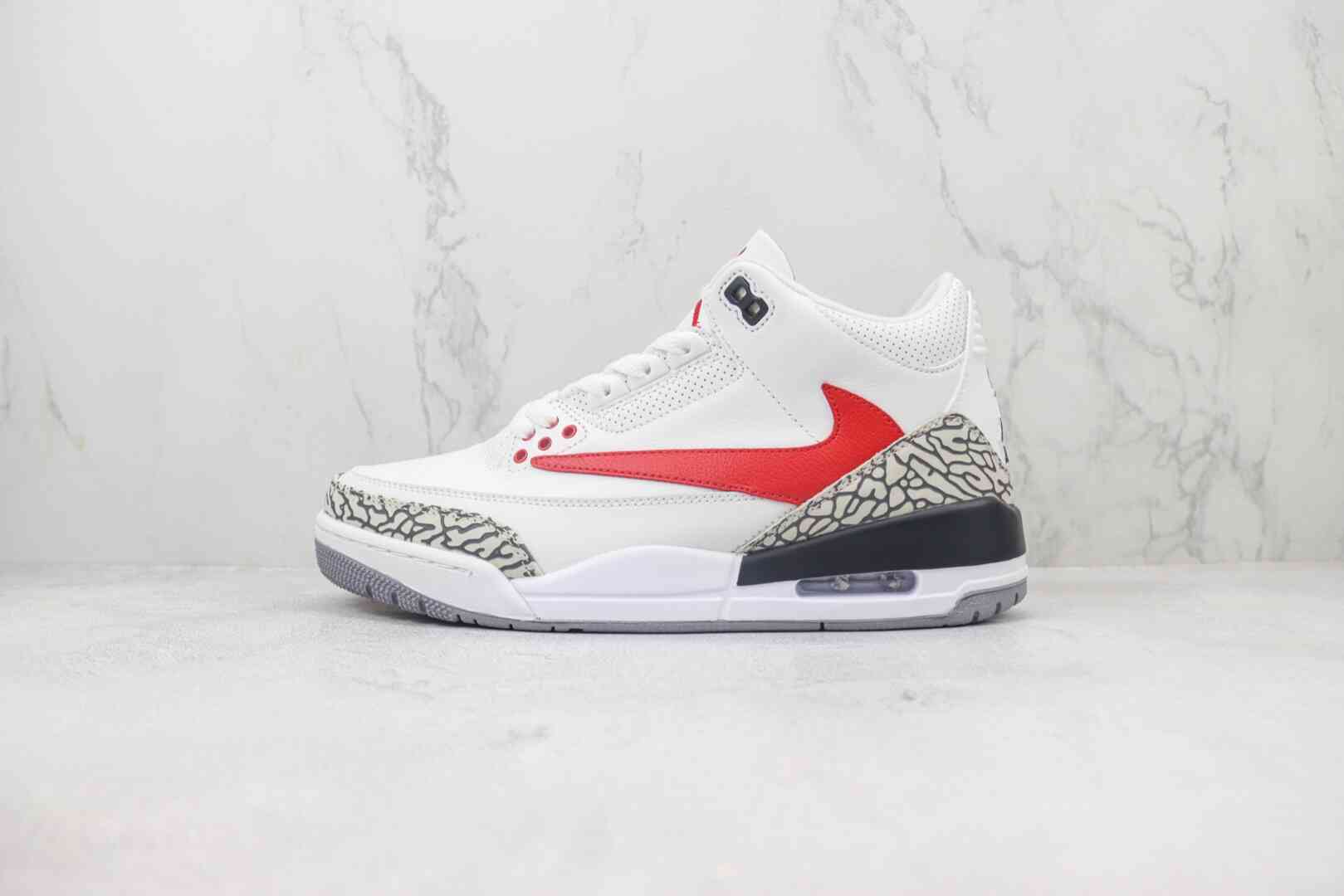 Air Jordan AJ3 Retro 乔丹3代 乔丹篮球鞋系列 白色 货号：CT8532-158