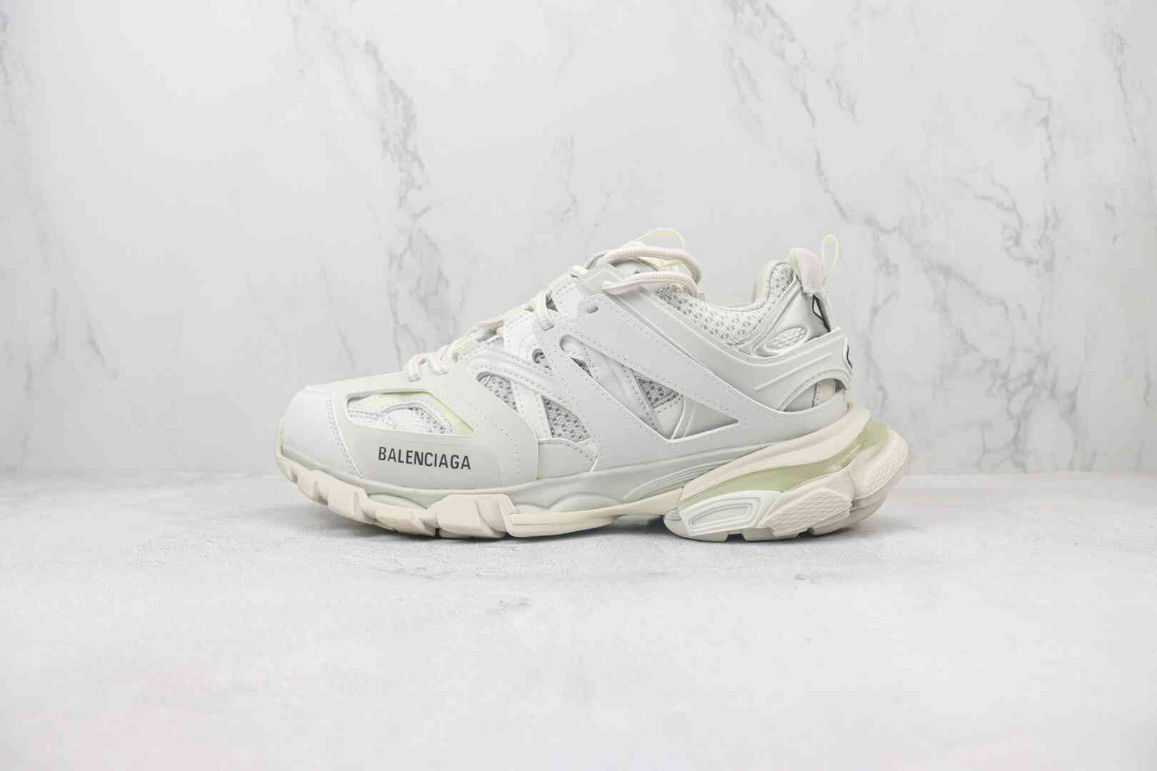 BALENCIAGA Track Trainers 3.0 代复古野跑老爹潮流百搭鞋 白色 货号：BTT1C