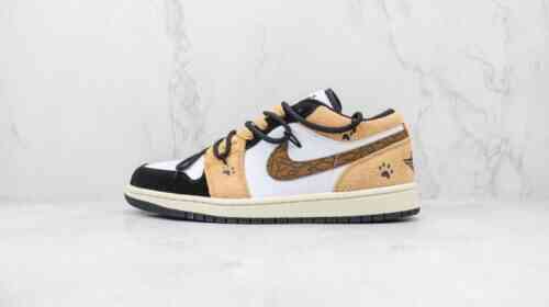 定制绑带 涂鸦 Air Jordan 1 Low 黑棕小熊 鞋子类型：休闲板鞋 颜色：黑棕 货号：DZ4130-201