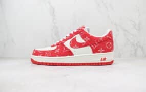 Nike Air Force 1 Low BY YOU 鞋子类型：板鞋 颜色：LV印花 货号：CW2288