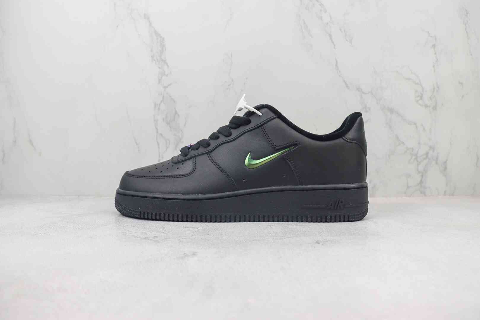 Nike Air Force 1 Low 空军 低帮 鞋子 灰色 货号：FB8251-001