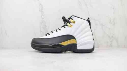 Nike Air Jordan 12 Retro AJ12 乔丹篮球鞋 白黑 货号：CT8013-170