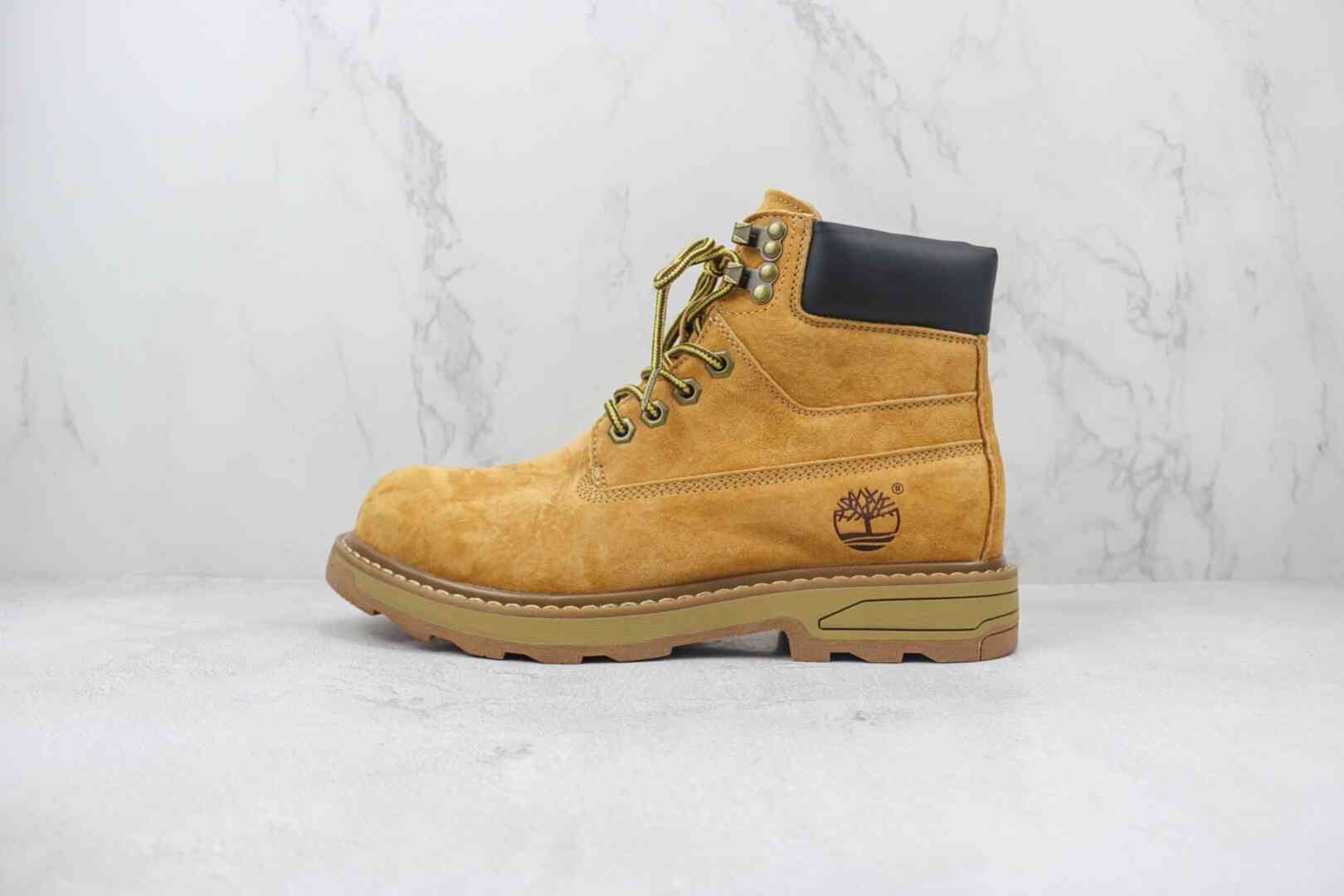 Timberland添柏岚 大黄靴 高帮靴 马丁靴  黄色 货号：TB 010361 713