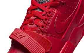 碧梨独家推出的绚丽大红色Nike联名鞋，满足玩家追求原创潮流的独特需求！