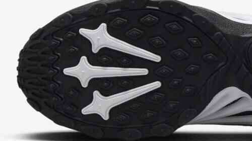 曝光：Drake与Nike携手打造的全新联名鞋款，亮相！必看！