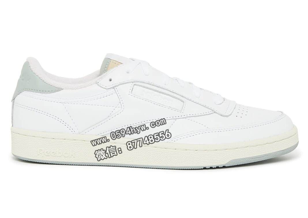 2023年12月，solebox与Reebok Club C 85 Vintage联名发布