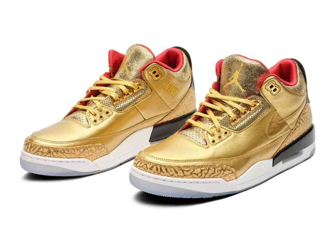 斯派克·李的Air Jordan 3“金奥斯卡”配色限量版以50,000美元在拍卖中售出。