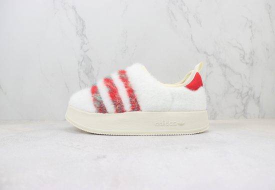 Adidas Originals Puffylette 一脚蹬 面包鞋 毛绒绒 雪貂绒 ID6141