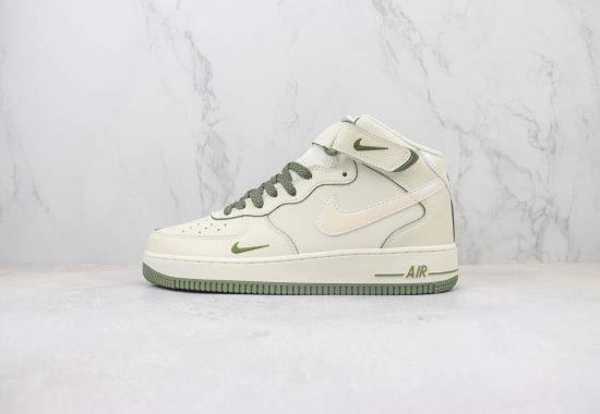 Air Force 1 Mid 空军 中帮 珠光白绿 双勾  SG2356-805