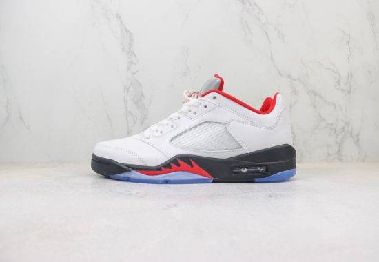 Air Jordan 5 Retro Low AJ5 低帮 乔丹篮球鞋 白色 货号：CU4523-100