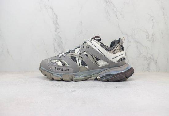 巴黎世家 BALENCIAGA Track Trainers 3.0代复古野跑老爹潮流百搭鞋 灰色 货号：BTT1C