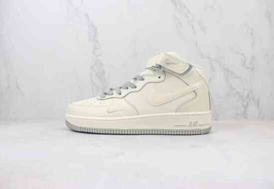 空军 SG2356-806 珠光白灰 双勾 Air Force 1 Mid