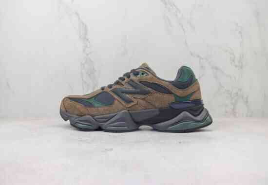 New Balance NB 9060 复古休闲运动慢跑鞋 咖啡黑绿 货号：U9060OUT