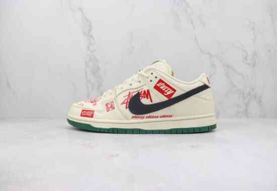 Nike DUNK SB Low x stussy 斯图西联名 DIY定制 鞋子类型DD1391-661 红色