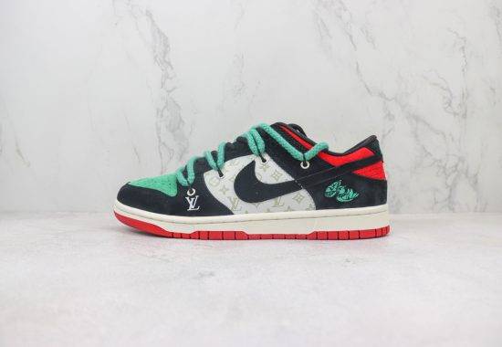 Nike SB Dunk Low x LV 鞋子类型：绑带解构 颜色：鸳鸯 黑蓝绿 货号：FC1688-172