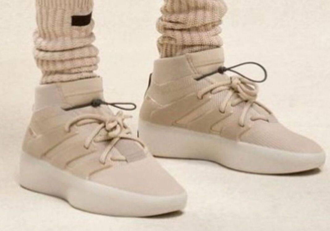 阿迪达斯Fear of God Athletics 1篮球鞋“黏土/泥土”将于2024年2月发布