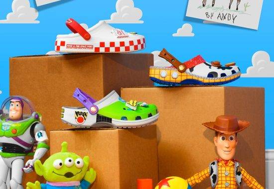 “玩具总动员与Crocs合作发布全新联名款式，激发童年回忆！”