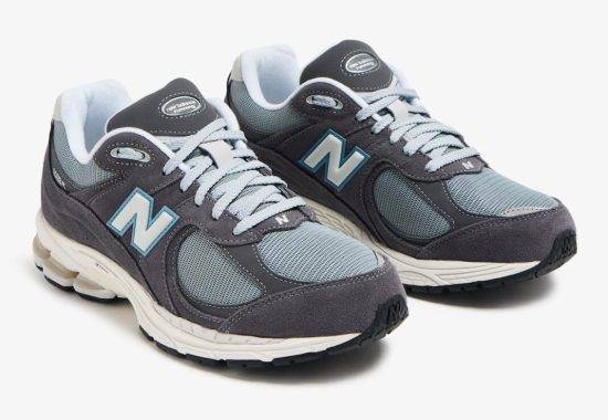 2024年发布New Balance 2002R “钢蓝”配色