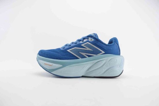 New Balance NB Fresh Foam X More Trail SE 低帮休闲运动鞋 蓝色 货号：MMORCC5