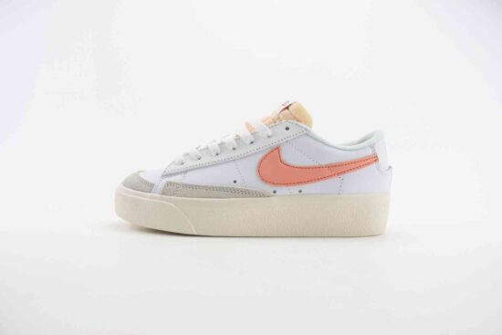 Nike Blazer MID‘77 增高厚底 开拓者校园 低帮休闲情侣板鞋 DA0292-103 白粉