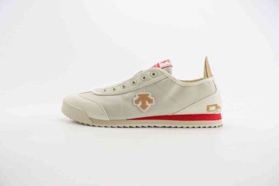 DESCENTE CHRON 迪桑特 帆布一脚蹬 复古透气休闲鞋 货号：DWI1E